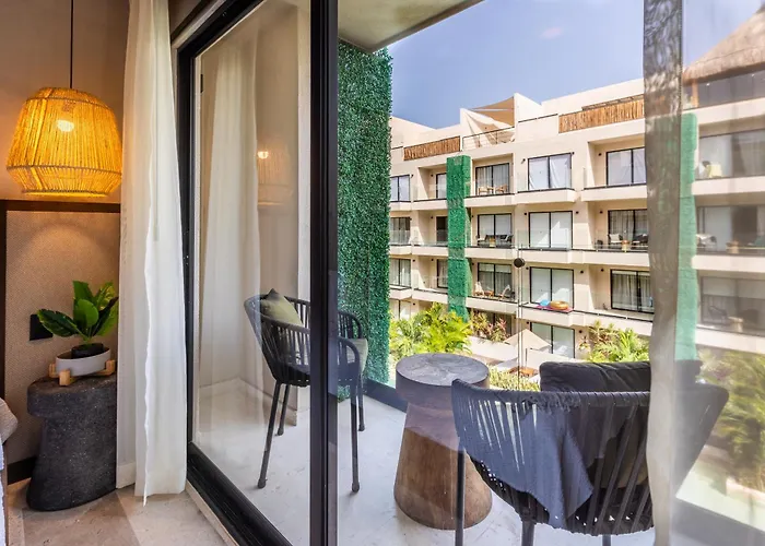 Bakal Aparthotel Tulum